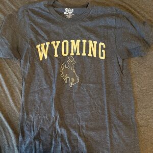 Wyoming Tee in Gray and Yellow